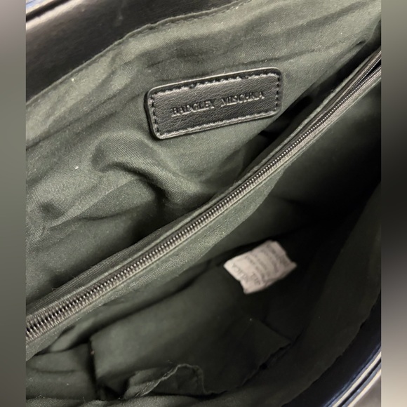 Badgley Mischka Black Quilted Chain Shoulder Bag - Picture 8 of 11